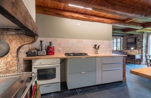 Adervielle-Pouchergues House | Holiday Home 'La Ketzerie À Adervielle' with Mountain View and Private Garden