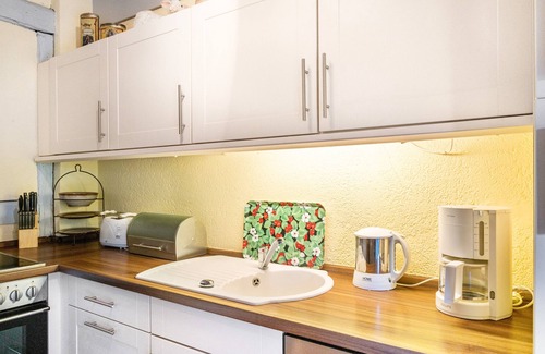 Abbendorf House | Holiday Home 'Altes Nachtwächterhaus' with Private Terrace and Wi-Fi