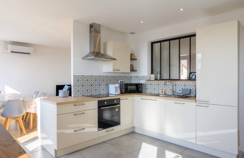 Eguisheim House | Holiday Home 'Le Gite De Luca' with Wi-Fi and Air Conditioning