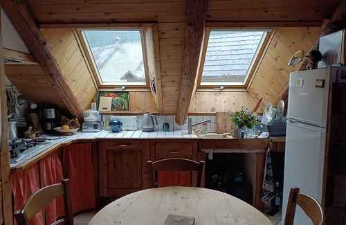 Monetier-les-Bains House | Holiday Home 'Landrosace' with Shared Terrace, Balcony and Wi-Fi