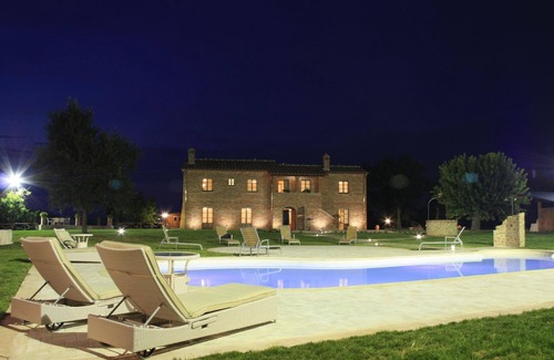 Marciano della Chiana House | Holiday house Marciano della Chiana for 1 - 13 persons with 6 bedrooms - Holiday house
