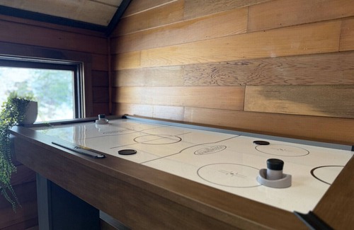 Killington Apartment | Holiday Haus- AC, game room, near golf