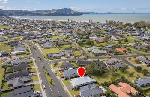 Whitianga House | Holiday Haven - Whitianga Holiday Home