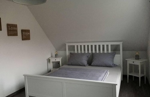 Tannenhausen Apartment | Holiday home with private beach