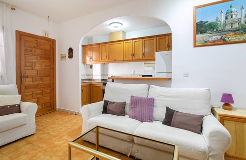 Els Arenals del Sol House | Holiday Home 'Playa Arenales Del Sol' with Sea Views, Wi-Fi and Air Conditioning