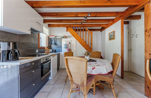 Saint-Julien-en-Born House | Holiday Home 'Maison Océlandes' with Shared Pool, Private Terrace and Wi-Fi