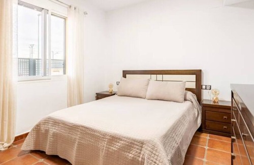 Riba-roja de Turia Ski Chalet | Holiday Home and Remote Work, 20 min From Valencia