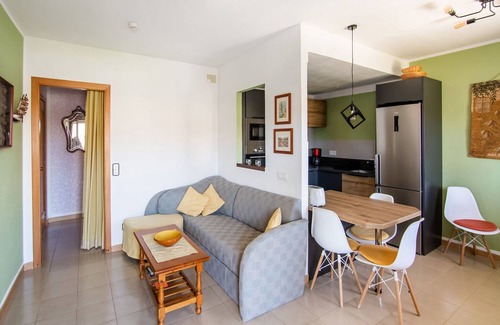 Sant Pere Pescador House | Holiday Home in Catalonia near Beach