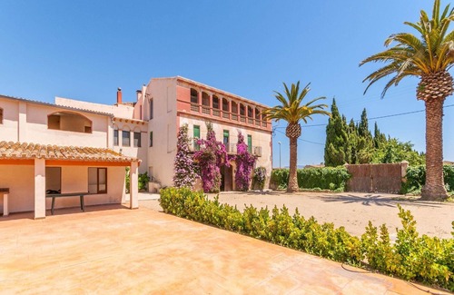 Sant Pere Pescador Villa | Holiday Home in St Pere Pescador with Pool