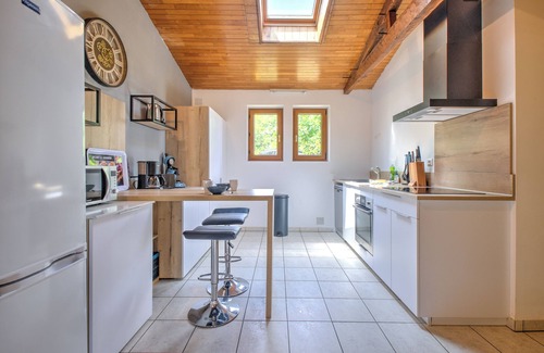 Saint-Andre-dAllas House | Holiday Home 'Les Collines D'Allas' with Private Terrace and Wi-Fi