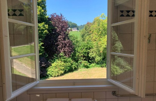 Schopfheim House | Holiday Home '1a' with Mountain View, Private Terrace and Wi-Fi