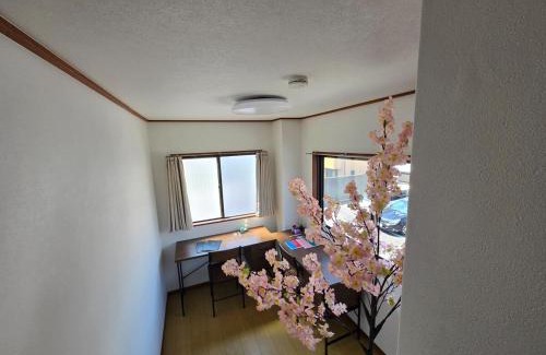 Kamata Apartment | Holiday Home 3 Floors 115 m Near Haneda Airport 6 Bedrooms Sleeps 9