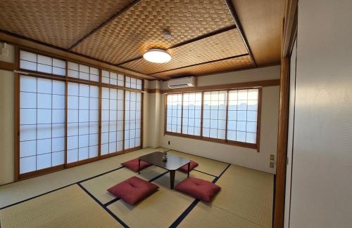 Kamata Apartment | Holiday Home 3 Floors 115 m Near Haneda Airport 6 Bedrooms Sleeps 9