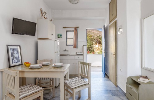 Kipri House | Holiday Home '6 Kypri Seaview Perasma Studio' with Sea View, Wi-Fi and Air Conditioning