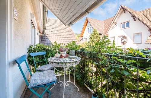 Lahr House | Holiday Home 'Alte Schmiede Ferienhaus Dorfbach' with Shared Terrace, Garden and Wi-Fi