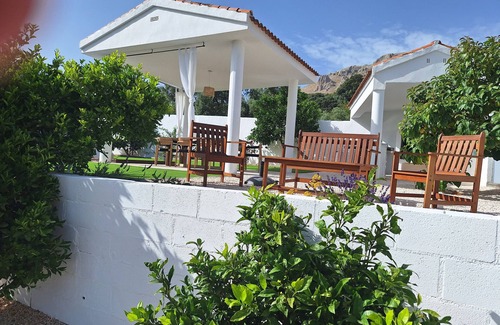 Villanueva del Trabuco House | Holiday Home 'Aires De Gibalto' with Mountain View, Private Pool and Wi-Fi