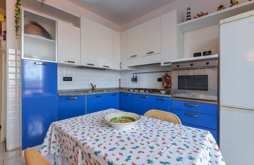 Marciana Marina House | Holiday Home 'Appartamento Belvedere' with Sea View, Private Terrace and Wi-Fi