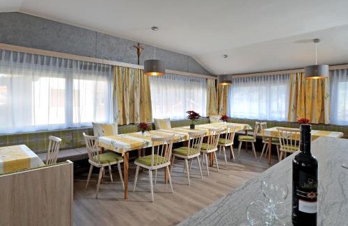 Fuegen House | Holiday Home Apart Anneliese by Interhome