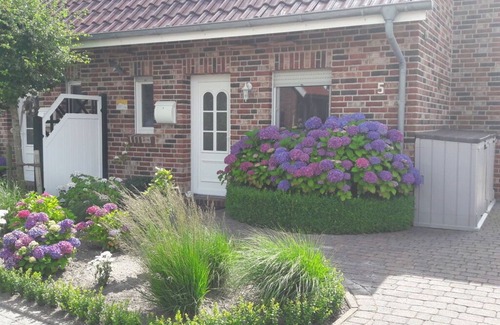 Greetsiel Apartment | Holiday home at Buttring