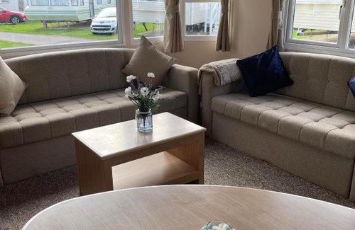 Great Yarmouth House | Holiday home at Parkdean Cherry Tree Holiday Park 627
