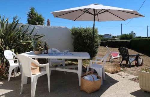 Plozevet House | Holiday Home Balades au bord de l'eau by Interhome