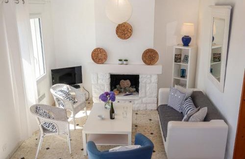 Plozevet House | Holiday Home Balades au bord de l'eau by Interhome