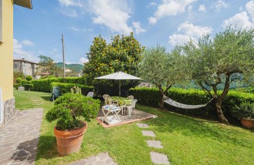 Villa A Roggio House | Holiday Home Bataba by Interhome