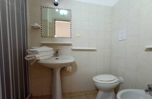 Peschici House | Holiday Home 'Bilo 2' with Private Terrace, Shared Garden and Wi-Fi