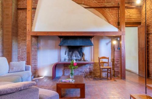 Castiglione del Lago House | Holiday Home Borgo del Papa by Interhome