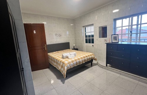 Seixal House | Holiday Home 'Braithgate Cosy' with Balcony and Wi-Fi