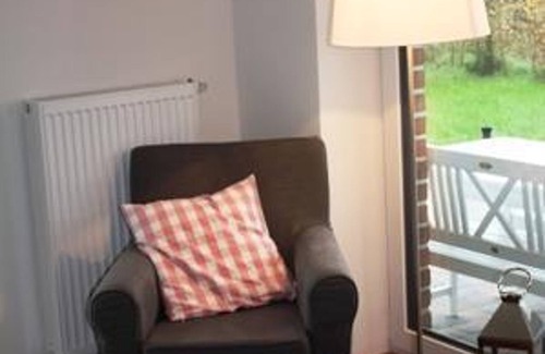 Sudbrookmerland House | Holiday home Bullerbü - Holiday home, shower and bath, 3 bedrooms