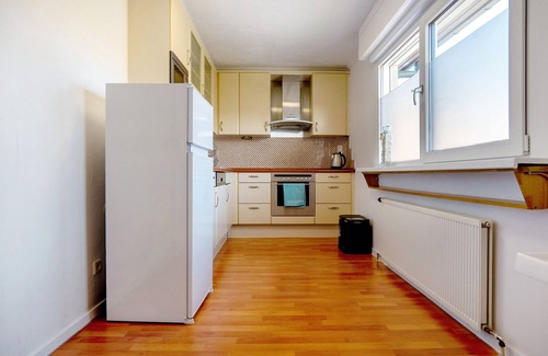 Gronau House | Holiday Home 'Bungalow Mit Sauna Und Garten' with Private Terrace, Private Garden