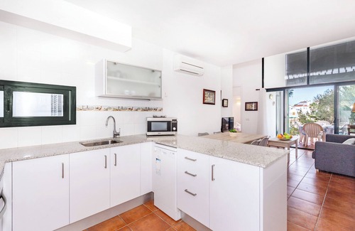 Son Xoriguer House | Holiday Home 'Cala´n Bosch 1a Planta' with Shared Pool, Shared Garden and Air Conditioning