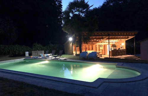 Vitrac House | Holiday Home 'Calama Selva Vitrac' with Private Pool, Private Terrace and Wi-Fi