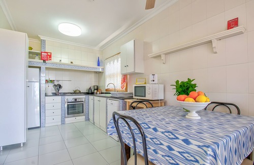 es Bacares House | Holiday Home 'Can Figó' with Sea View, Wi-Fi and Air Conditioning