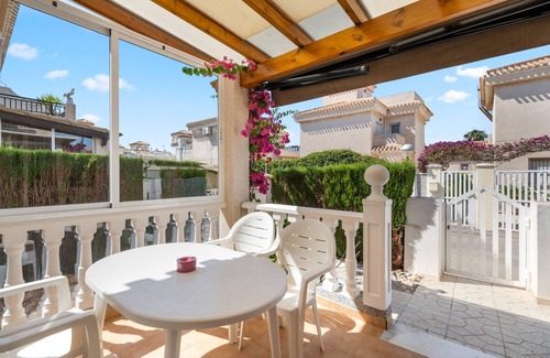 Orihuela Costa House | Holiday Home 'Casa Estaca' with Sea View, Wi-Fi and Air Conditioning