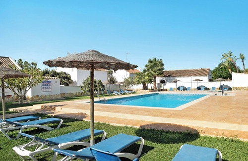 Zahora House | Holiday Home "Casa Alberto" On the Beach with Terrace, Garden, Wi-Fi & A/C