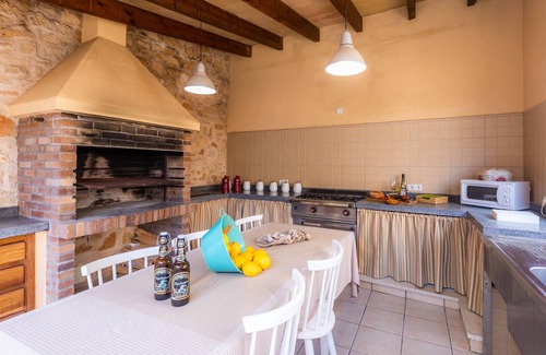 Capdepera House | Holiday Home Casa Hermosa with Pool, Terrace, Air Conditioning and WiFi