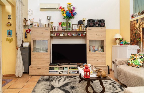 Gaggi House | Holiday Home "Casa Ilary" with Wi-Fi & A/C