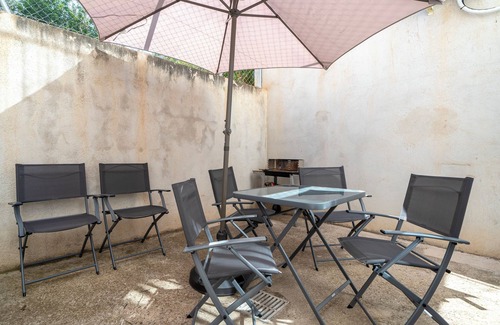 Aldover House | Holiday Home 'Casa Lluma' with Mountain View, Wi-Fi and Air Conditioning