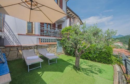 Corsanico-Bargecchia House | Holiday Home Casa Lorena by Interhome