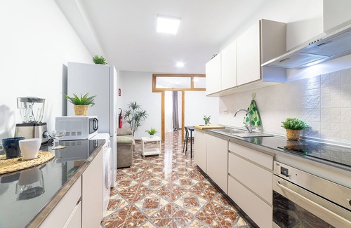Almeria Centro House | Holiday Home 'Casa Maruchi Apartment 2' with Wi-Fi