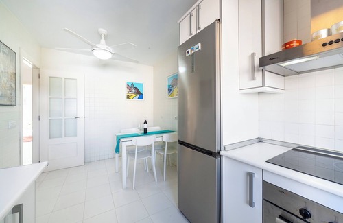 Retamar House | Holiday Home "Casa Minuni" with Sea View, Terrace, Balcony, A/C & Wi-Fi