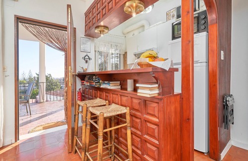 Velilla-Taramay House | Holiday Home 'Casa Mon Chau Chau' with Sea View, Private Pool and Air Conditioning