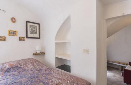 Castellaro House | Holiday Home Casa Pinela Maria Sole by Interhome