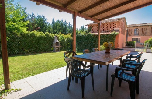 Orentano House | Holiday Home Casa Ponziani by Interhome