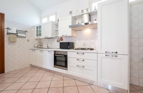 Muravera House | Holiday Home 'Casa Vacanze 4 Venti' with Private Terrace and Air Conditioning