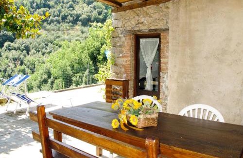 Pescaglia House | Holiday Home Castagneto by Interhome