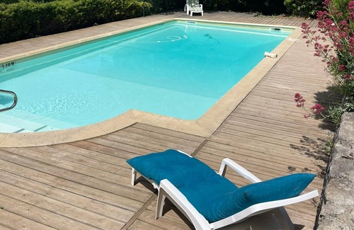 Roynac House | Holiday Home 'Chant D'Etoiles' with Private Pool