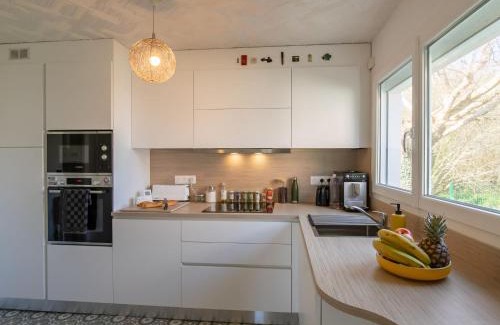 Nevez House | Holiday Home Chez Eric by Interhome